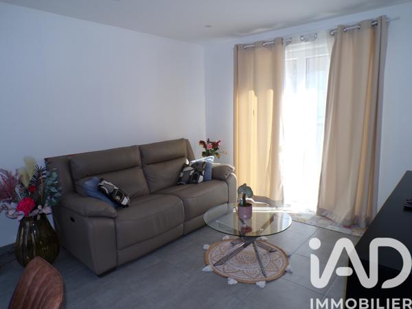 Maison à vendre 4 pièces 82 m² Arles