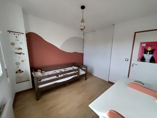 Maison 3 ch, jardin, piscine