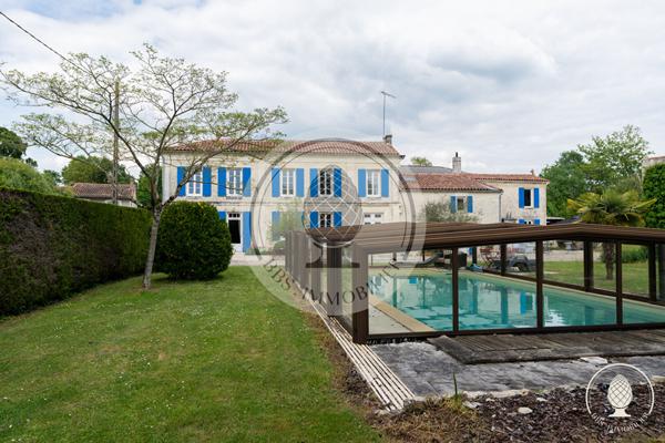 À vendre - Maison à Vouhé - Référence NB387 , Surgeres
