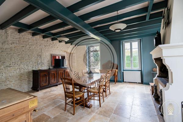 À vendre - Maison à Vouhé - Référence NB387 , Surgeres