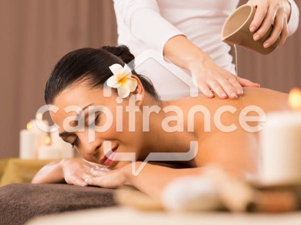 Fonds de commerce institut de beauté  à vendre proche de SAINT NAZAIRE (44) 140m2 avec 7 cabines sous enseigne nationale