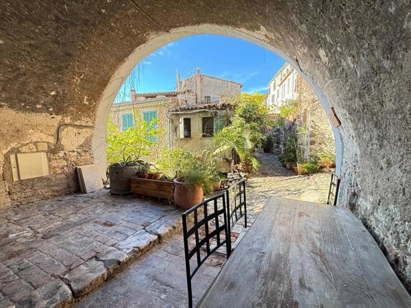 EXCLUSIVITÉ Biot - Authentique charme du Village – Appartement avec 2 chambres en duplex