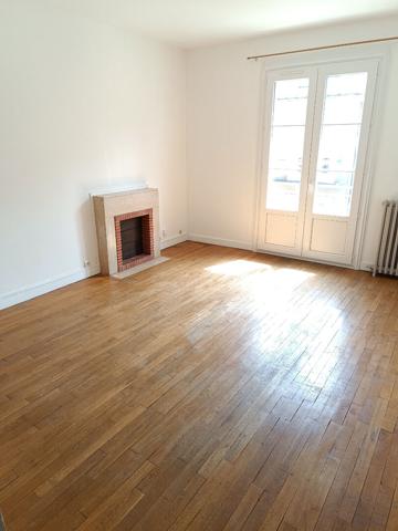 Beau T3 Rue des Halles à Tours