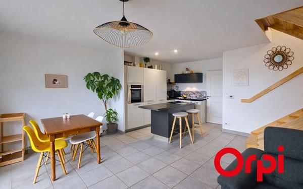 Maison à vendre    4 pièces • 79 m2 Millery