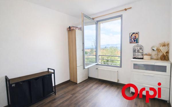 Maison à vendre    4 pièces • 79 m2 Millery