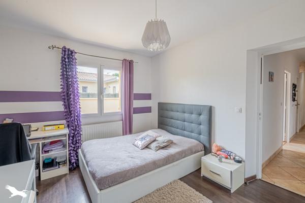 Maison à vendre |  Fargues-Saint-Hilaire |  6 pièces | 165 m²