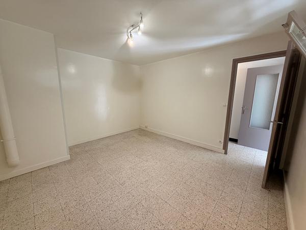 Appartement Compiegne 2 pièce(s) 71 m2