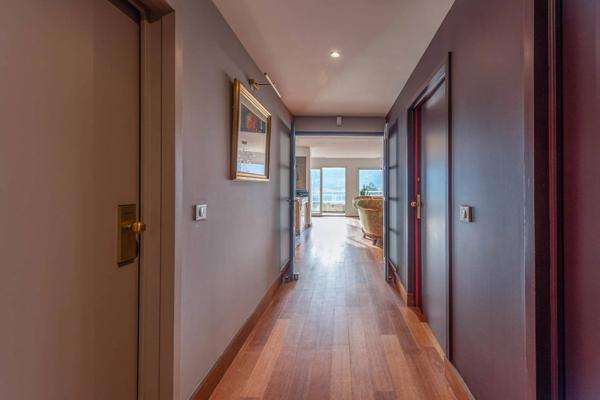 Appartement de Prestige à Veyrier-du-Lac – Vue Panoramique Unique sur le Lac d’Annecy