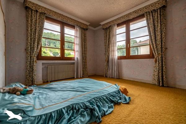 Maison à vendre |  Notre-Dame-de-Sanilhac |  9 pièces | 175 m²