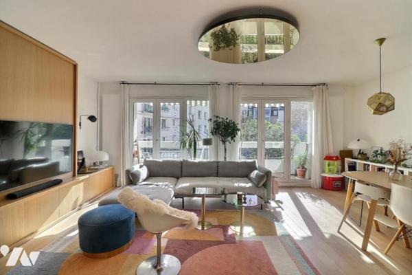 PASSY/MUETTE - Appartement de 3 chambres avec 2 balcons terrasses de 17m2