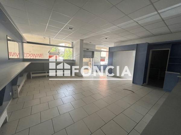 Location Local commercial 1 pièce 59.9 m² - TRAVERSE DES EAUX CHAUDES Digne-les-bains 04000