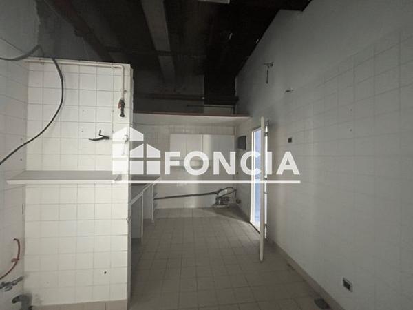 Location Local commercial 1 pièce 59.9 m² - TRAVERSE DES EAUX CHAUDES Digne-les-bains 04000