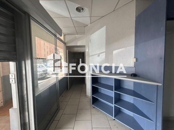 Location Local commercial 1 pièce 59.9 m² - TRAVERSE DES EAUX CHAUDES Digne-les-bains 04000