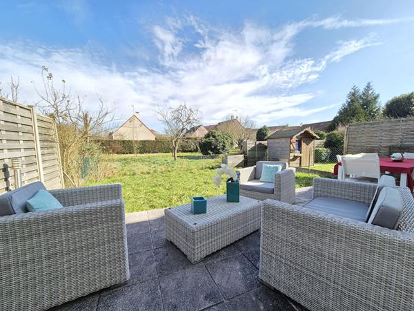 Appartement TRIPLEX CHEVRY COSSIGNY - 4 pièces 82 m2 avec garage et jardin.