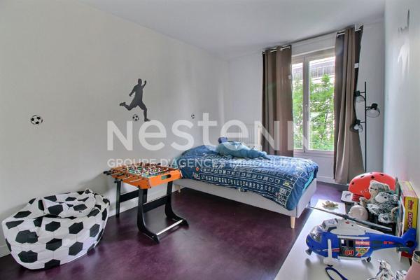 Appartement Courbevoie Bécon 4 pièces 99.72 m² avec balcon-cave-2 pkg