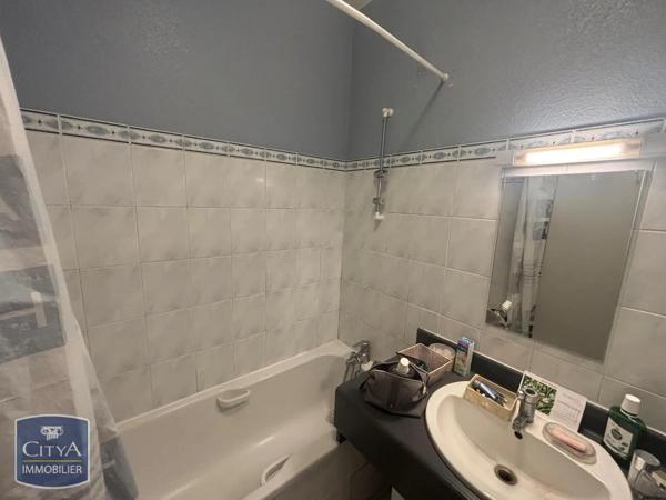 Appartement à louer 4 pièces 86.62m² Tours (37000)