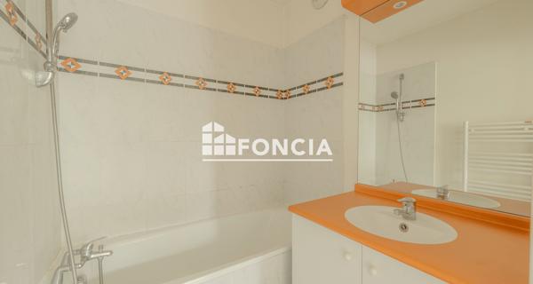 À vendre Appartement 2 pièces 31.51 m² - Le Plessis-robinson 92350