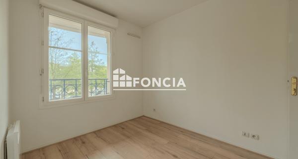 À vendre Appartement 2 pièces 31.51 m² - Le Plessis-robinson 92350