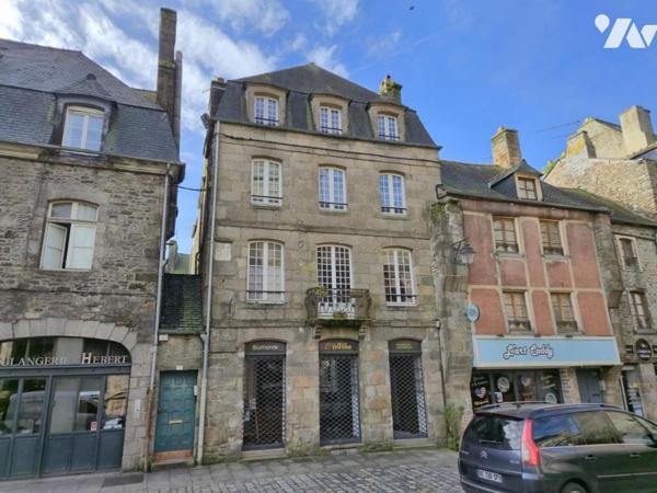Immeuble de charme avec emplacement en plein centre ville