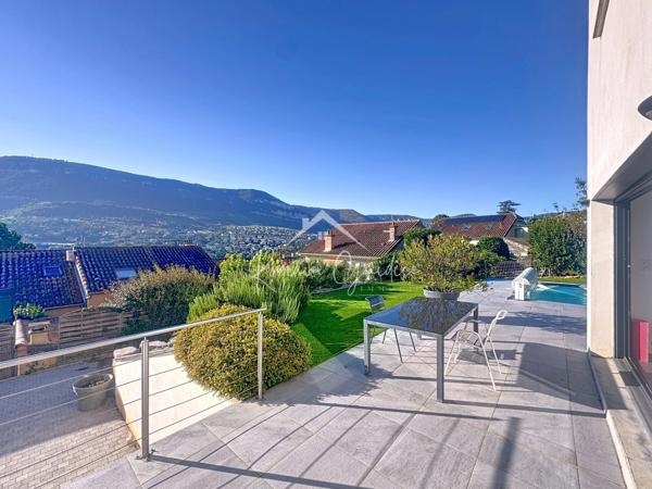 Millau (12100) MAISON F6 150 M2 DE 2013 SUR TERRAIN DE 700 M2