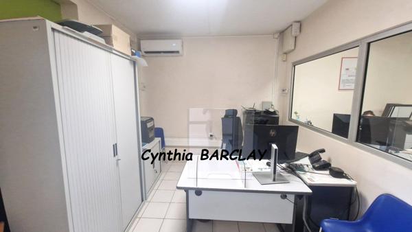 Locaux d'activité à RIVIERE SALEE (97215)