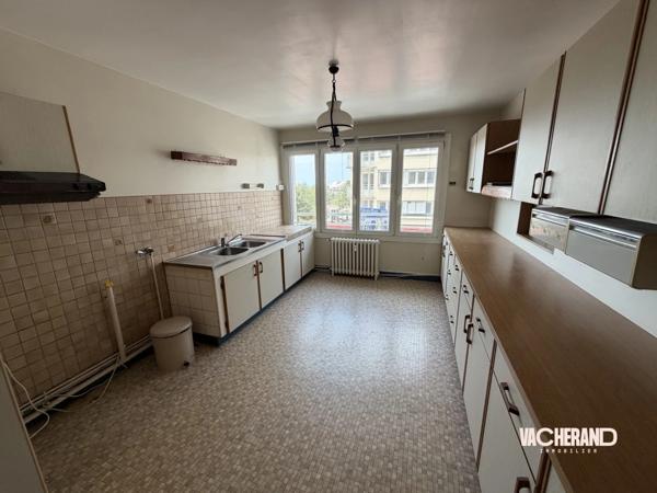 Appartement 133 m² avec ascenseur, parking et fort potentiel ?