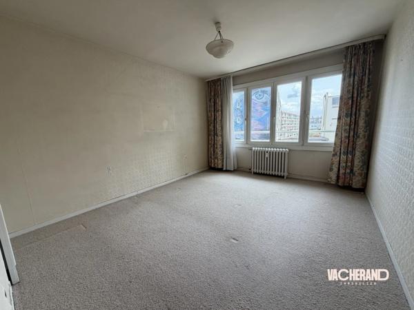 Appartement 133 m² avec ascenseur, parking et fort potentiel ?