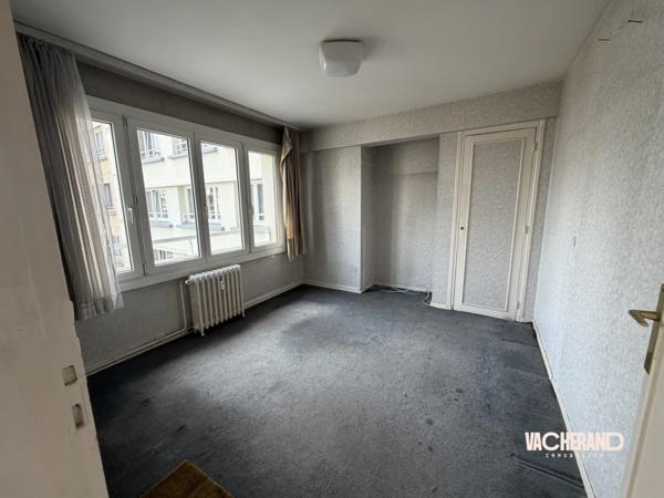 Appartement 133 m² avec ascenseur, parking et fort potentiel ?