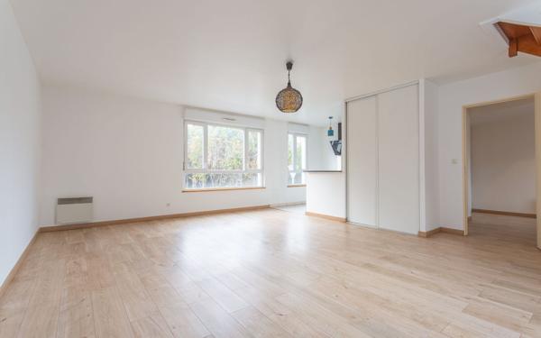 Appartement à vendre    3 pièces • 71,38 m2 Crosne
