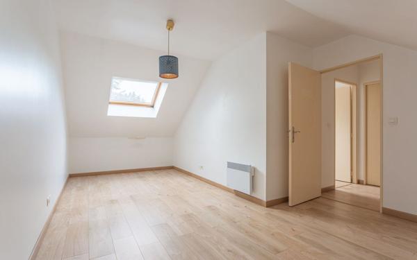 Appartement à vendre    3 pièces • 71,38 m2 Crosne