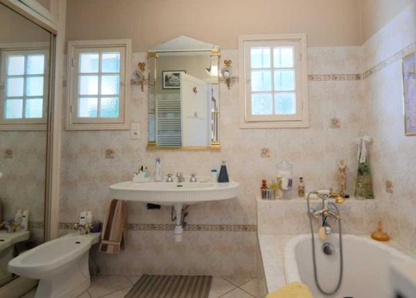 Maison 7 pièce(s) 5 chambre(s) 163 m²