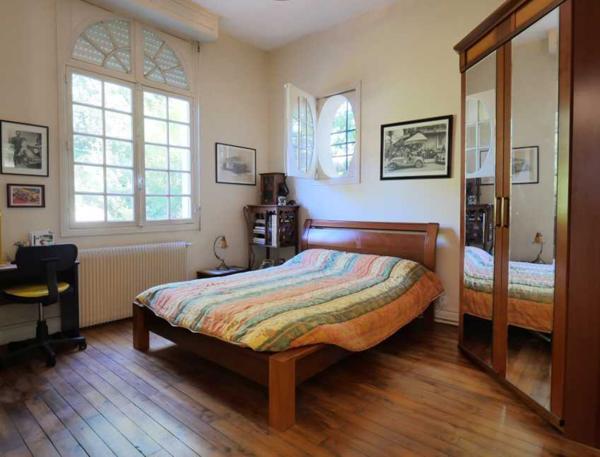 Maison 7 pièce(s) 5 chambre(s) 163 m²