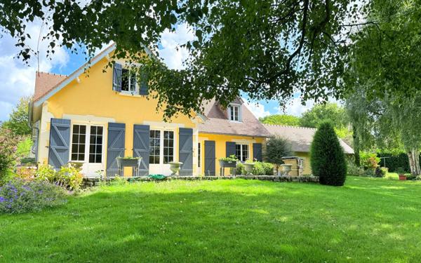 Maison à vendre    8 pièces •  Préaux-du-Perche