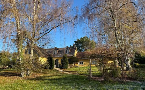 Maison à vendre    8 pièces •  Préaux-du-Perche