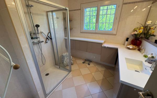 Maison à vendre    8 pièces •  Préaux-du-Perche