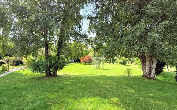 Maison à vendre    8 pièces •  Préaux-du-Perche