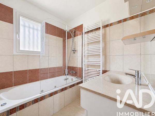 Maison à vendre 7 pièces 154 m² Villeneuve