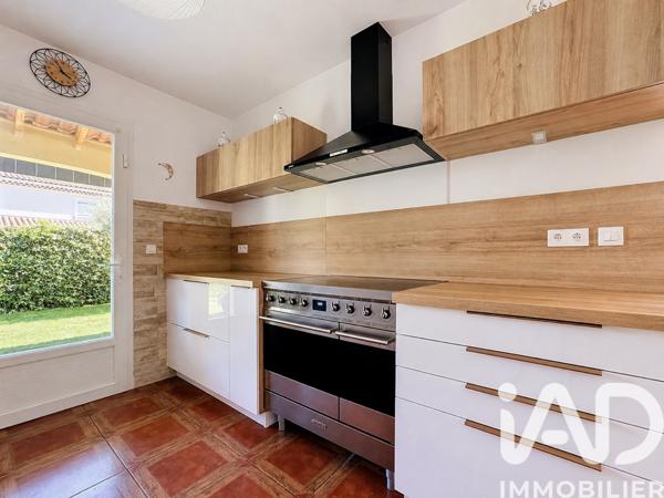 Maison à vendre 7 pièces 154 m² Villeneuve
