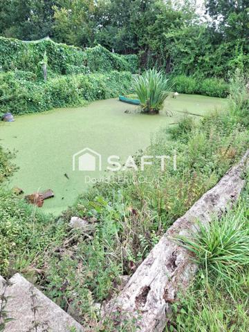 2 GRANDES MAISONS AVEC TERRAIN ET DEPENDANCES