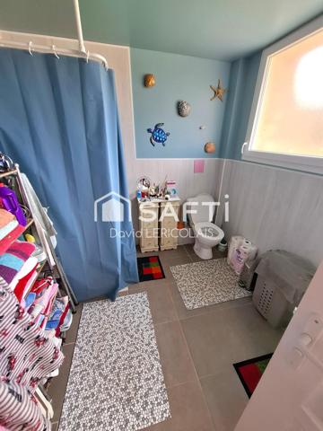 2 GRANDES MAISONS AVEC TERRAIN ET DEPENDANCES