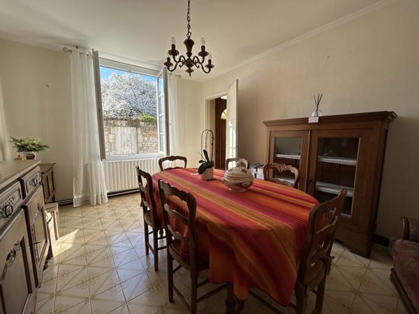Maison à vendre |  Jarnac |  6 pièces | 130 m²