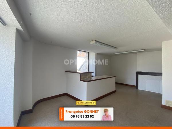 Immeuble - Local Commercial et Habitation - 200 m² - 75 000 €