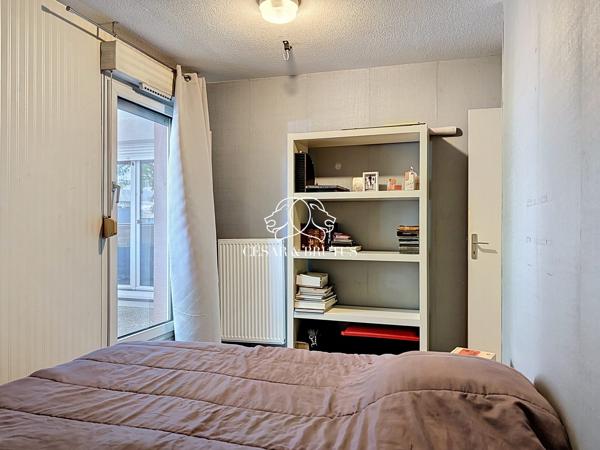 74 m² à rénover avec terrasse, parking et cave – Villeurbanne