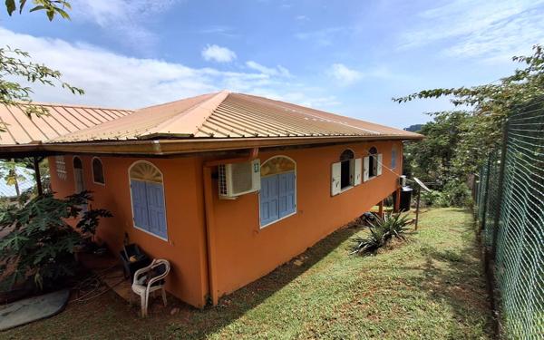 Maison à vendre    4 pièces • 120 m2 Cayenne