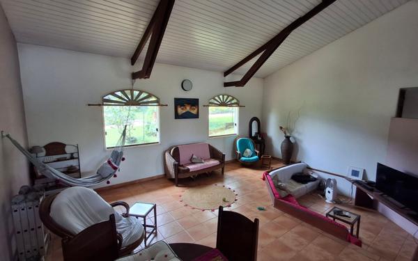 Maison à vendre    4 pièces • 120 m2 Cayenne