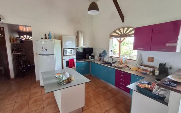 Maison à vendre    4 pièces • 120 m2 Cayenne
