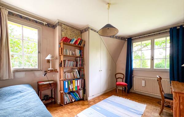 Propriété dans un cadre résidentiel à 15 min des hubs économiques