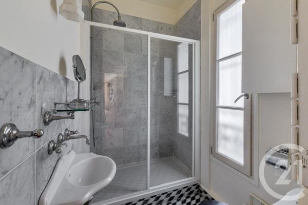 Appartement F6 à vendre  6 pièces - 169,09 m2 PARIS - 75009