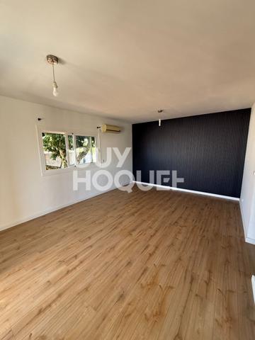 Maison Sainte Suzanne 6 pièce(s) 172 m2