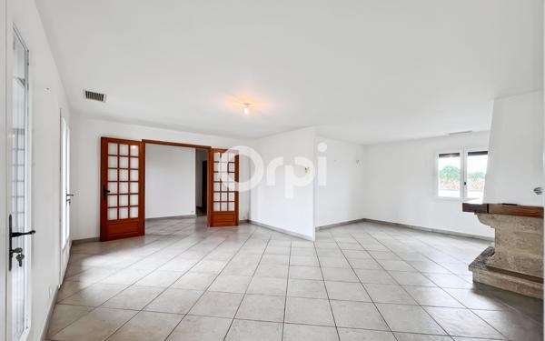 Maison à vendre    5 pièces •  Oloron-Sainte-Marie